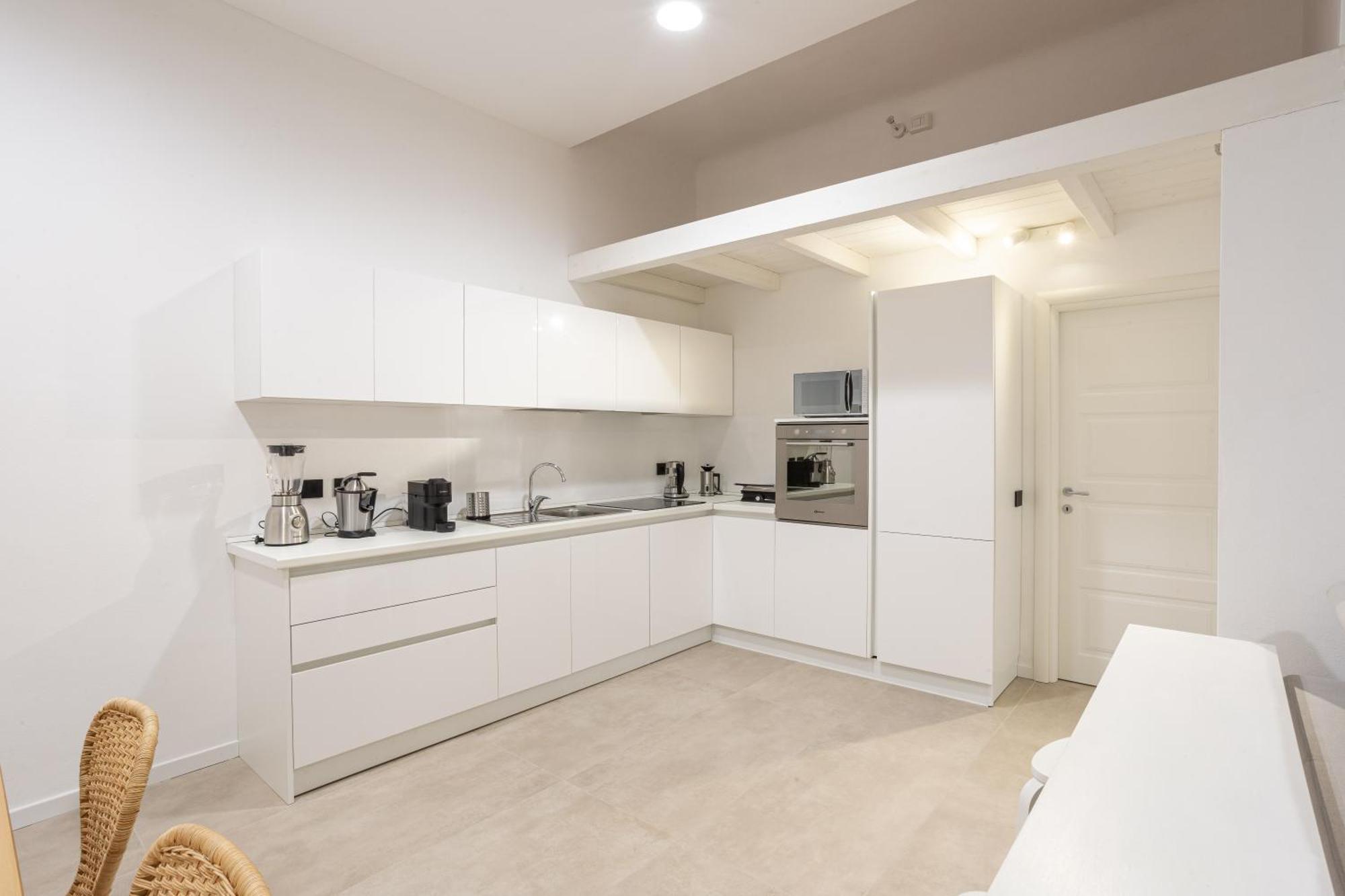 Sant Ambroeus Garden Apartment Милано Екстериор снимка
