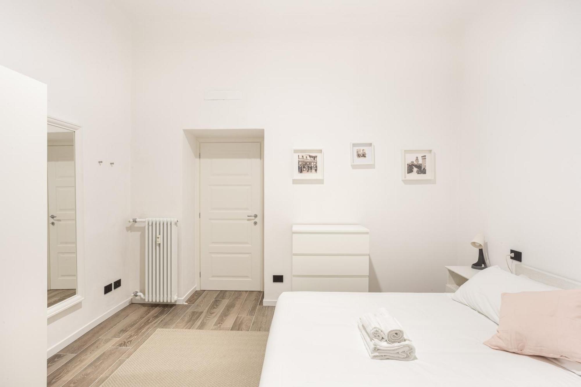 Sant Ambroeus Garden Apartment Милано Екстериор снимка