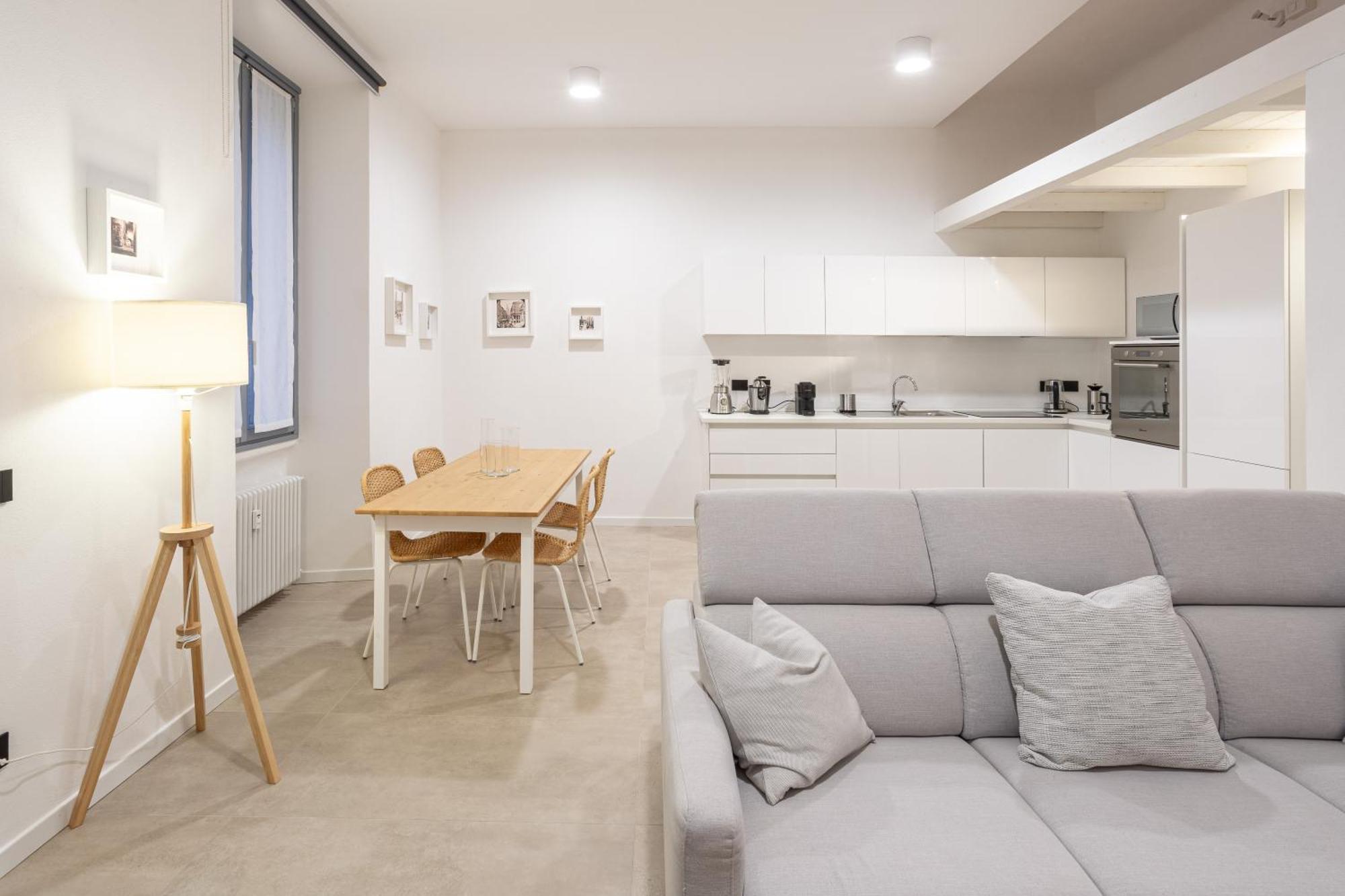Sant Ambroeus Garden Apartment Милано Екстериор снимка
